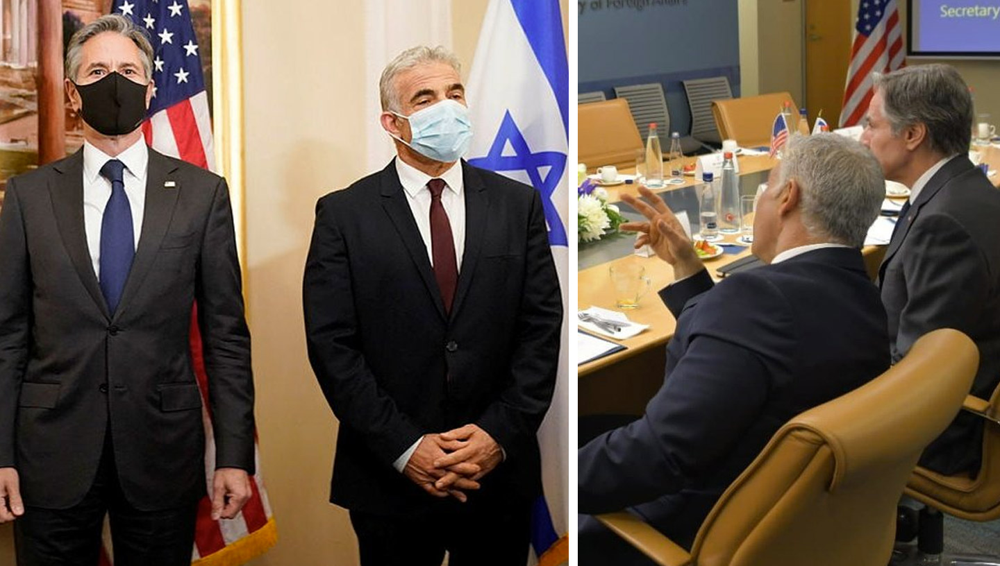 27 marzo 2022 | Israele | Il segretario di stato statunitense Blinken ha incontrato il ministro degli esteri israeliano Lapid. Foto di rito con mascherina, dopo 5 minuti seduti assieme senza